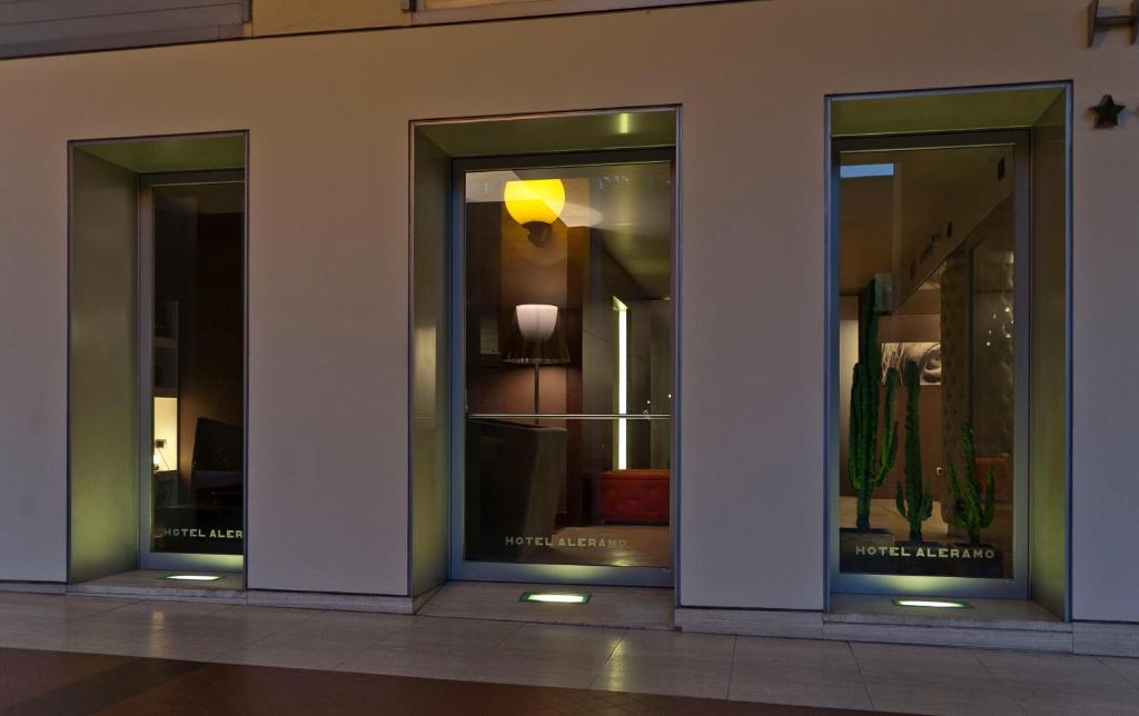 Hotel Aleramo อัสตี ภายนอก รูปภาพ